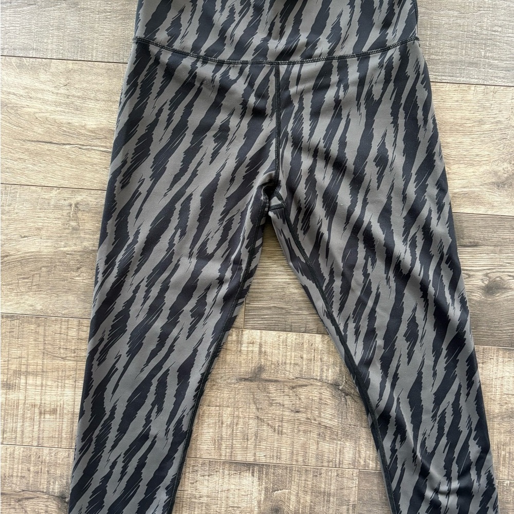 ZYIA Black and Gray Striped Light N Tight Leggings